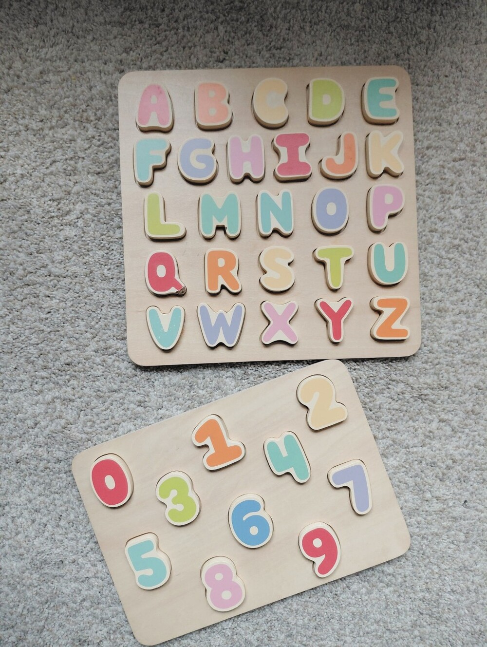 Games/Activity Board/Puzzles - Picture 11 of 16